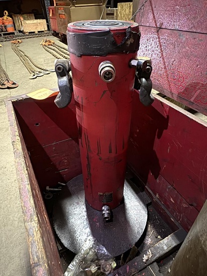 HYDRAULIC RAM NO MAKE/MODEL/ CAPACITY FOUND APPROX 7" DIA X 27"H APPROX 200#