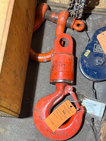 ORANGE CROSBY SWIVEL HOOK WITH SHACKLE, MODEL 15T