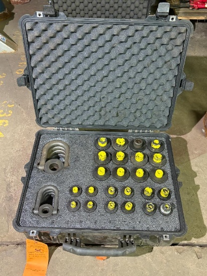 PELICAN 1600 CASE SWIVEL EYE PICKING KIT WITH HARD CARRYING CASE