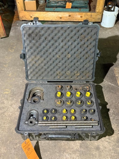 PELICAN 1600 CASE SWIVEL EYE PICKING KIT WITH HARD CARRYING CASE