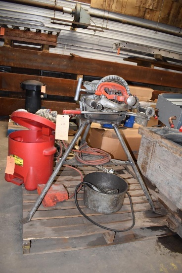 RIDGID POWER PIPE THREADER, MODEL 300-T2, S/N 3D44127C98, 15 AMP,