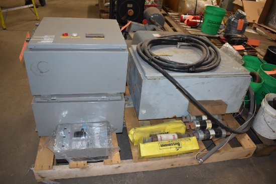(1) SKID WITH CONTENTS: SIEMENS 300 AMP BREAKER, NEW, (2) CONTROL BOXES