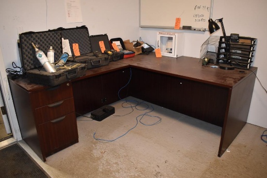 ALL MISC OFFICE ITEMS: CORNER DESK, BOOKSHELF, TASK CHAIR, FOLDING CHAIR, LIGHT, ETC