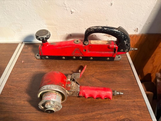 ATCOA/VIKING PNEUMATIC STRAIGHT LINE SANDER, 1 1/4" X 13 14" & INGERSOL RAND