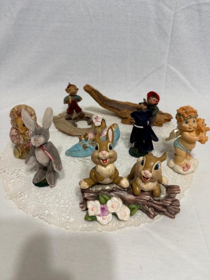 LOT OF VINTAGE FIGURINES; BEATRIX POTTER, DISNEY
