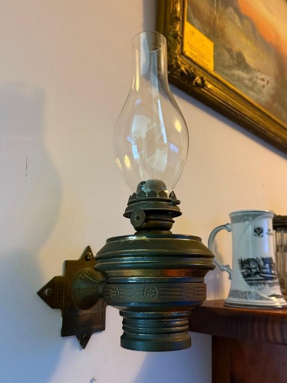 VINTAGE BRASS PARLOR LAMP
