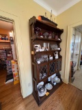 VINTAGE OPEN BOOKCASE, 4 SHELVES, 1 WITH LEAD GLASS FRONT, 4 92) OPEN DOORS,