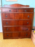 VINTAGE WOODEN DRESSER WITH LAMP, APPROX 38 1/5