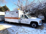 (1996) GMC AMBULANCE TRUCK CURRENTLY USED AS WORK TRUCK, VIN: 1GDJC34F9TE554880, V8 DIESEL ENGINE