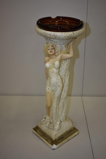 VINTAGE LARGE MARILYN MONROE STYLE ASHTRAY