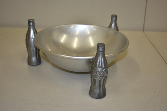 Vintage Coca-Cola pretzel dish advertising bottle RARE