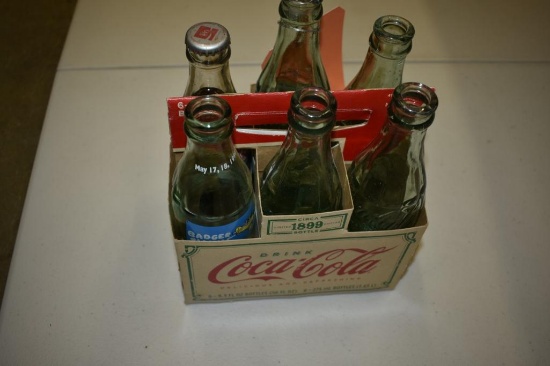 6 PACK COCA-COLA BOTTLE AND CARDBOARD CARRY CASE