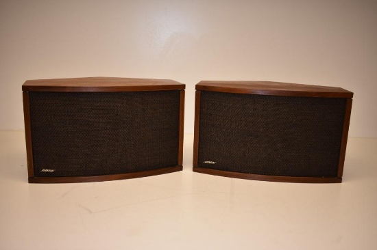 Pair of Vintage Bose 901 Series IV Stereo Speakers Dark Walnut