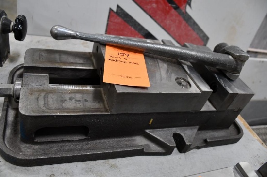 KURT 8" MACHINE VISE