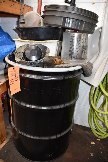WASTE OIL BARREL WITH DRAIN PANS AND FUNNEL
