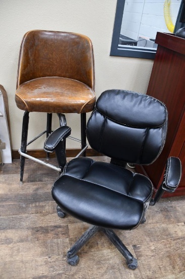 BROWN VINYL HIGH STOOL AND BLACK VINYL CHAIR ON WHEELS
