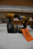 DEWALT 20 VMAX: IMPACT DRIVER, 3 BATTERIES, CHARGING STATION, DRILL DRIVER