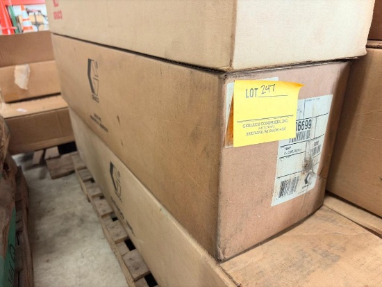 GRACO GREASE PUMP, P/N 206699, DESC: PUMP U-COAT FB, 15:1, NEW IN BOX, PICTURE IS REPRESENTATIVE
