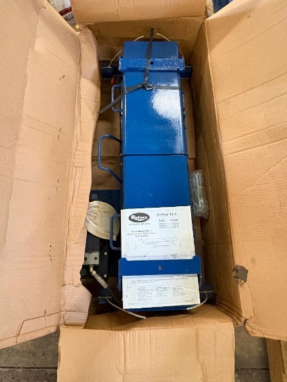 ROTARY LIFT ROLLING JACK ASY Y6000 POWER TEAM, NEW IN BOX