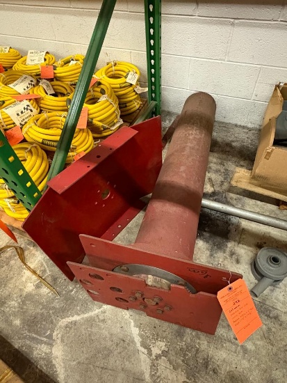 COLUMN POSSIBLY FOR JIB CRANE BASE, APPROX 9" DIA X 5" TALL, BASE IS 17 1/2" X 17 1/2"