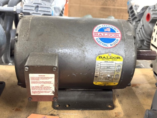 BALDOR INDUSTRIAL MOTOR, T NO M5218T, S/N F1295, FRAME 184T, HP -5, VOLTS 208-230-248,