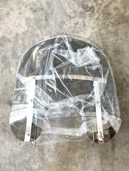 HARLEY DAVIDSON SPORSTER WINDSHIELD WITH CARRIER