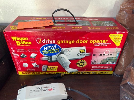 WAYNE DALTON I DRIVE GARAGE DOOR OPENER WITH (2) TRANSMITTERS, WALL STATION,