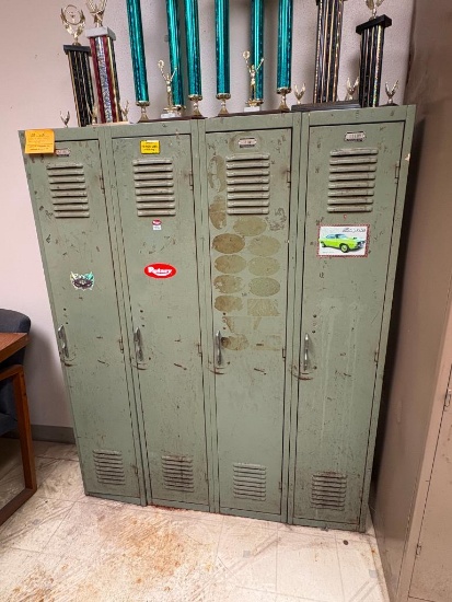 GREEN 4 UNIT LOCKERS 4'L X 1'W X 60.5"H