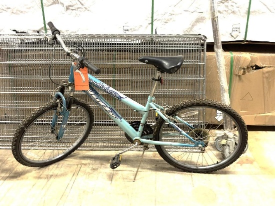 BLUE HUFFY STONE MOUNTAIN BIKE, 18-SPEED