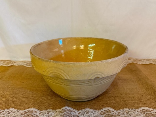ANTIQUE YELLOWARE KITCHEN BOWL 12" DIA X 6 1/2" H WITH RELIEF BAND AROUND RIM