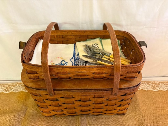 VINTAGE PICNIC BASKET W/LINEN NAPKINS, FORKS/KNIVES