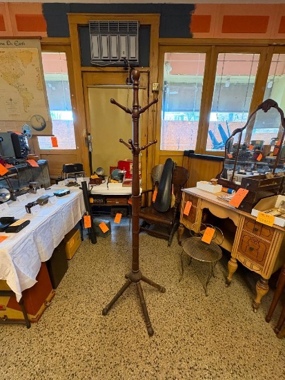 VINTAGE WOODEN COAT RACK, OAK 67" TALL