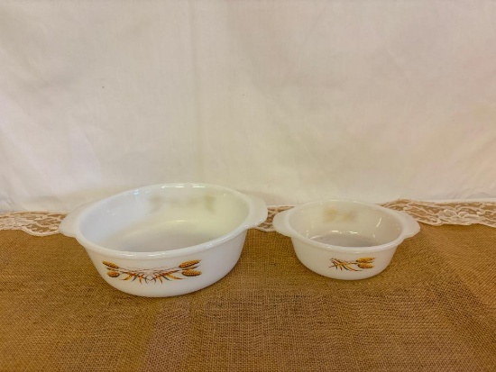 (2) 1960's FIRE KING MILK GLASS ROUND CASSEROLE DISHES - ONE IS 5 1/2" D X 2"H AND THE OTEHR IS
