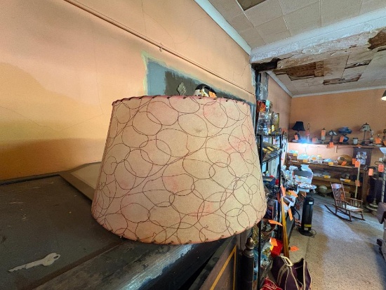 LARGE VINTAGE FIBERGLASS LAMP SHADE WITH RED GEOMETRIC DESIGNS AND HUES WITH ART DECO FINIAL