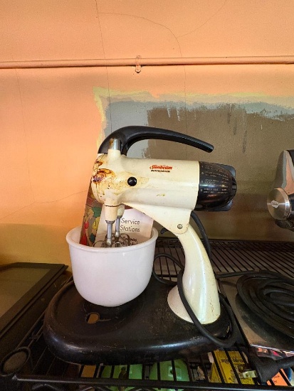 VINTAGE SUNBEAM MIX MASTER, "JOHN OSTER" WITH BEATERS AND A MILK GLASS MIXING BOWL