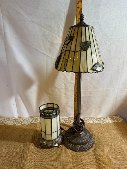 TIFFANY STYLE LAMP APPROX 24" TALL AND SHELL OF A NIGHT LIGHT TIFFANY STYLE LAMP,
