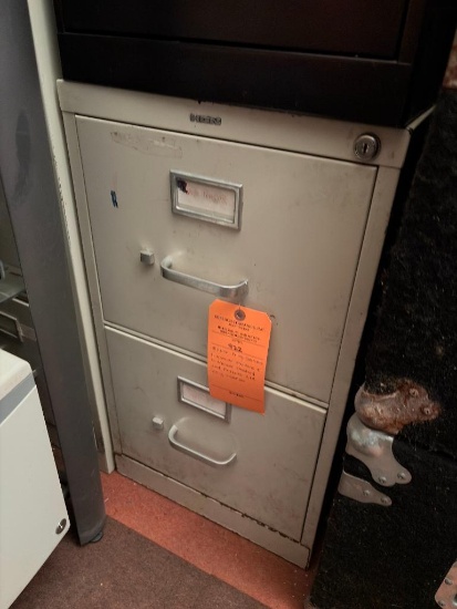 (3) METAL FILING CABINETS (1) 4 DRAWER STANDARD AND (2) 2 DRAWER STANDARD AND FELLOWES NEW IN BOX
