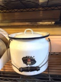 VOLLRATH ENAMEL LARGE KETTLE W/LID AND WOOD HANDLE, ORIGINAL STICKER ON KETTLE, 10