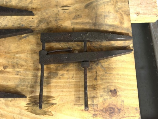 (1) 11" TOOLMAKERS PARALLEL CLAMP