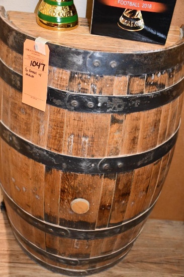 1/2 BARREL W/SHELVES