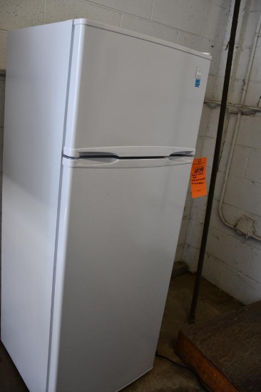 AVANTI ENERGY STAR REFRIGERATOR/FREEZER, 84#, RA730BOW