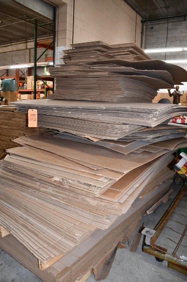 (1) SKID ASSORTED FLATTENED LARGE CARBOARD BOXES, CARDBOARD DIVIDERS