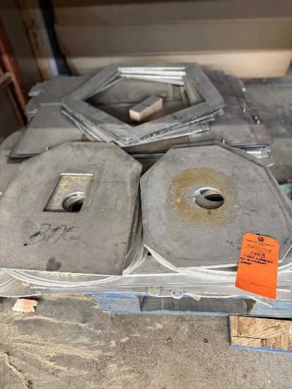 (1) SKID WITH PIECES OF ALUMINUM SCRAP