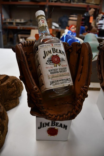 JIM BEAM BOTTLE DISPLAY W/BASEBALL GLOVE & EMPTY BOTTLE DISPLAY, 12"T