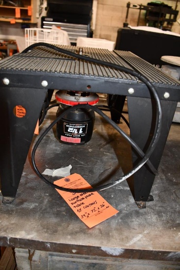 CRAFTSMAN ROUTER TABLE W/ROUTER & CORNER ROUND BIT
