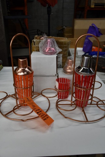 EXTRA COINTREAU SHAKER PARTS, 2 CADDIES & MULTIPLE EXTRA SHAKER LIDS