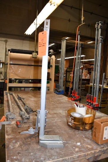 MBC 24" VERTICAL TABLE TOP HEIGHT GAUGE