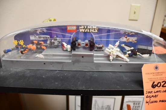 STAR WARS LEGO DISPLAY W/LEGO PIECES