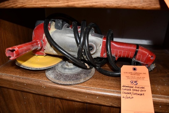 MILWAUKEE ELECTRIC CORDED HEAVY DUTY SANDER/GRINDER WITH GRIP