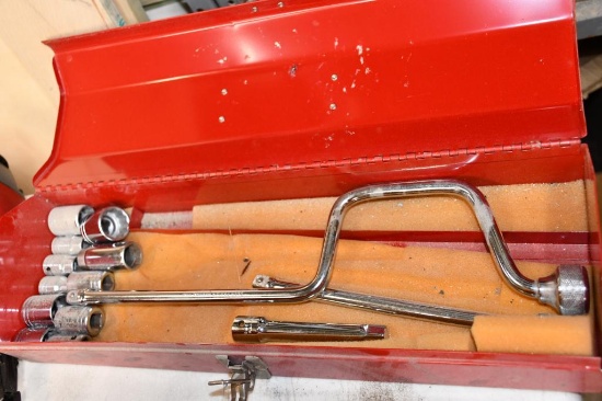 PROTO AUGER STYLE SOCKET SET 1/2" DRIVE IN RED METAL TOOL BOX